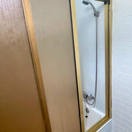 Quarto em Acomodações Particulares Alameda Lisboa